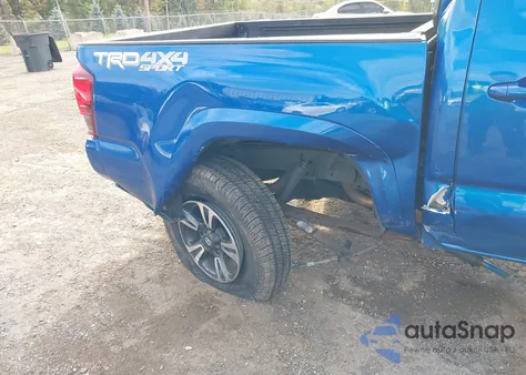 2018 Toyota Tacoma Dbl Cab/Sr/Trdspt/Or/Pro z USA, uszkodzony, nr VIN 5TFCZ5AN5JX135266